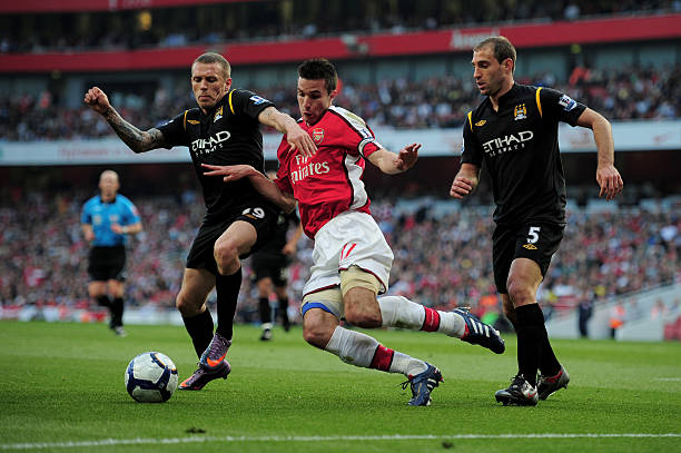 平托則負責 平托則負責